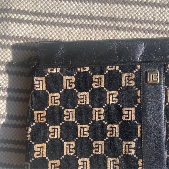 Vintage Velvet Balmain Clutch - Picture 2 of 6